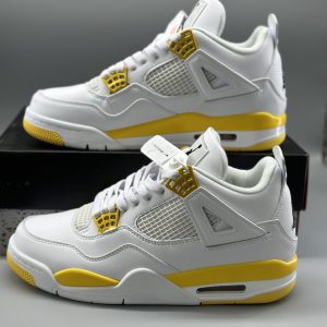 Jordan 4 Metallic Yellow(2024)