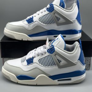 Jordan 4 Retro Military Blue(2012)