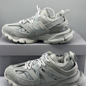 Balenciaga Track Triple Grey 542023W2LA11203