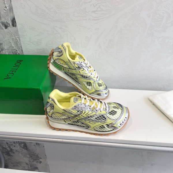 Bottega Veneta Orbit Yellow